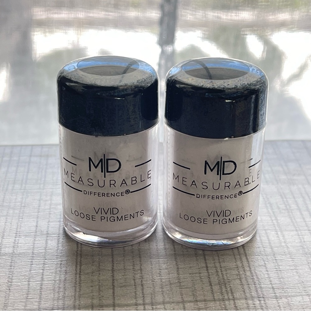 2 Pack MEASURABLE difference VIVID Loose Pigment PEARL Color NWT